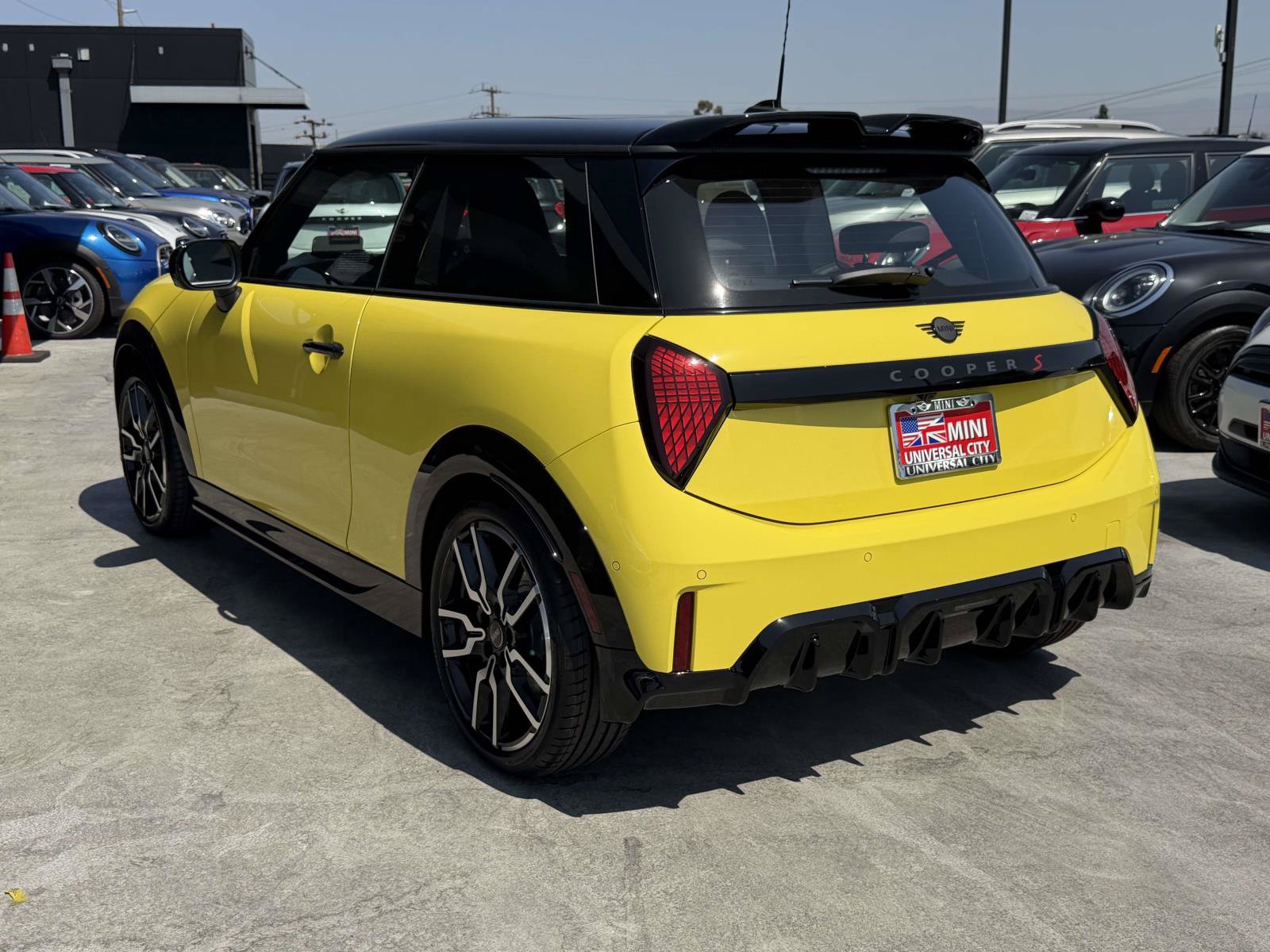 New 2026 MINI Cooper S FWD image 3