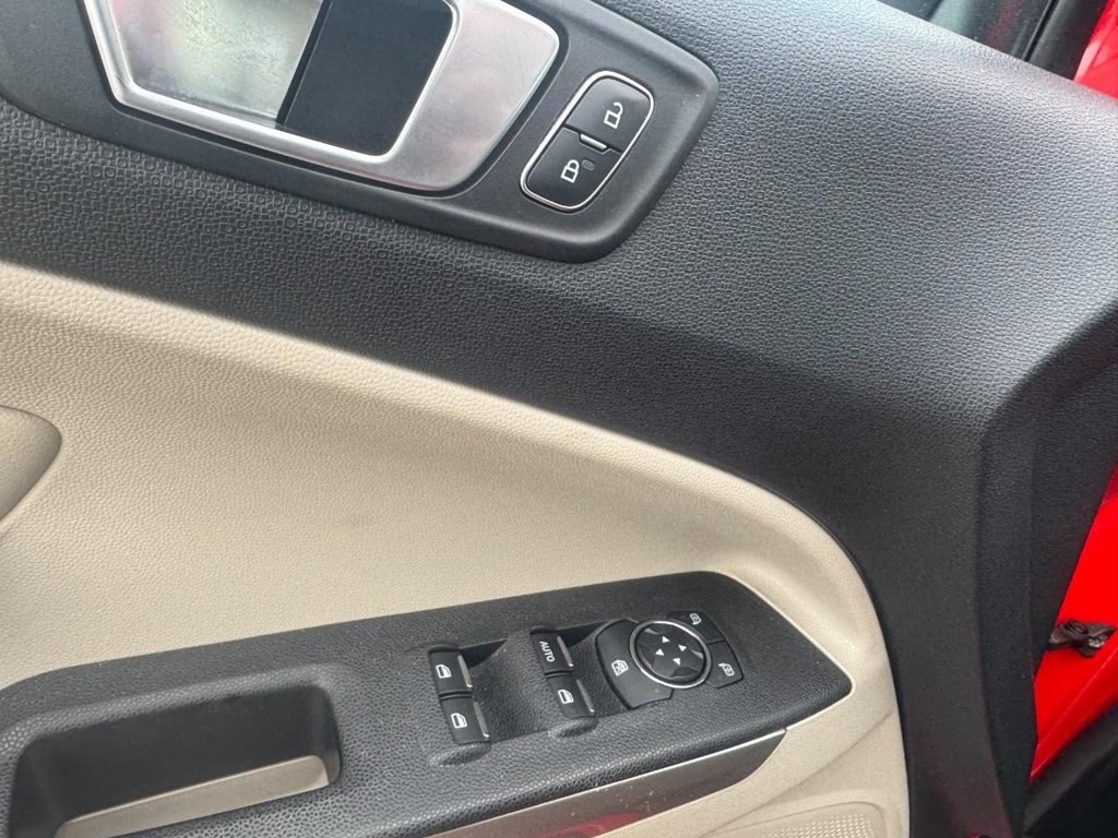 Used 2020 Ford EcoSport Titanium FWD image 15