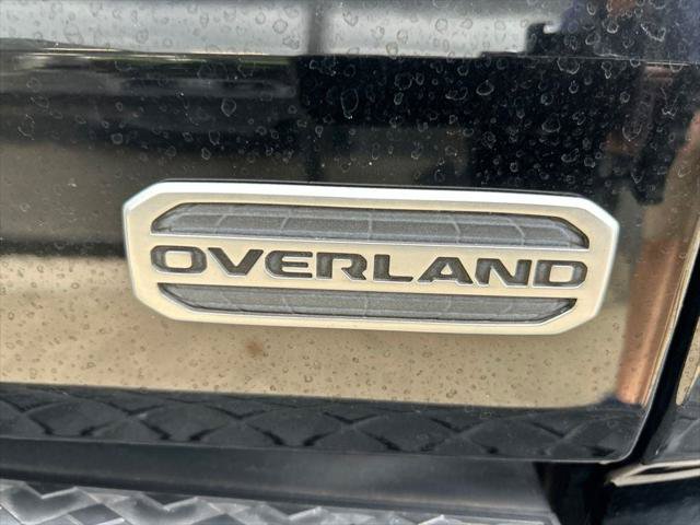 Certified 2022 Jeep Gladiator Overland w/ Trailer Tow Package AWD/4WD image 37