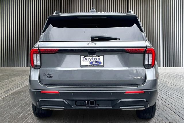 Used 2025 Ford Explorer ST-Line w/ Premium Package image 4