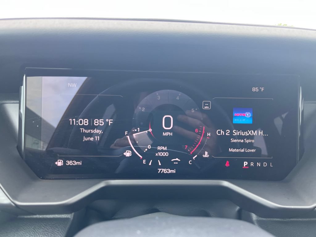 Used 2026 GMC Acadia Elevation FWD image 11
