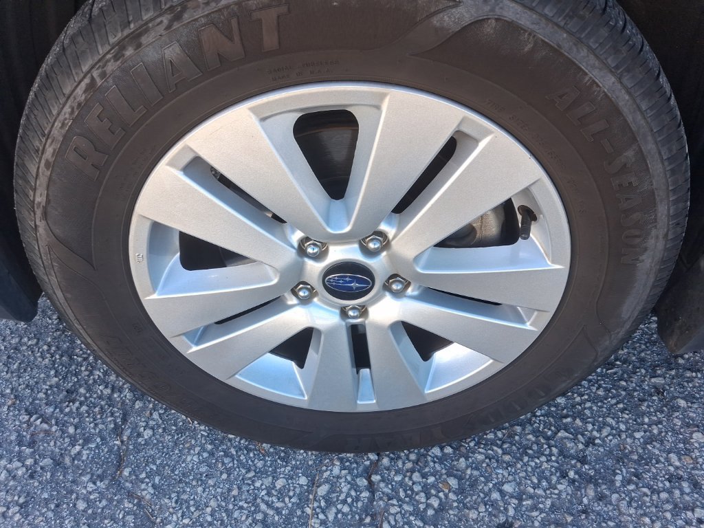 Used 2019 Subaru Outback 2.5i Premium AWD/4WD image 15