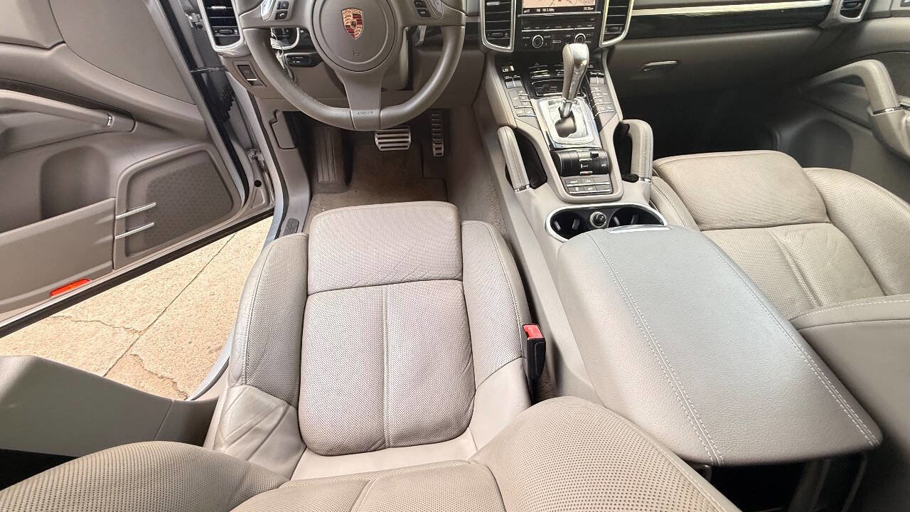 Used 2011 Porsche Cayenne S image 68