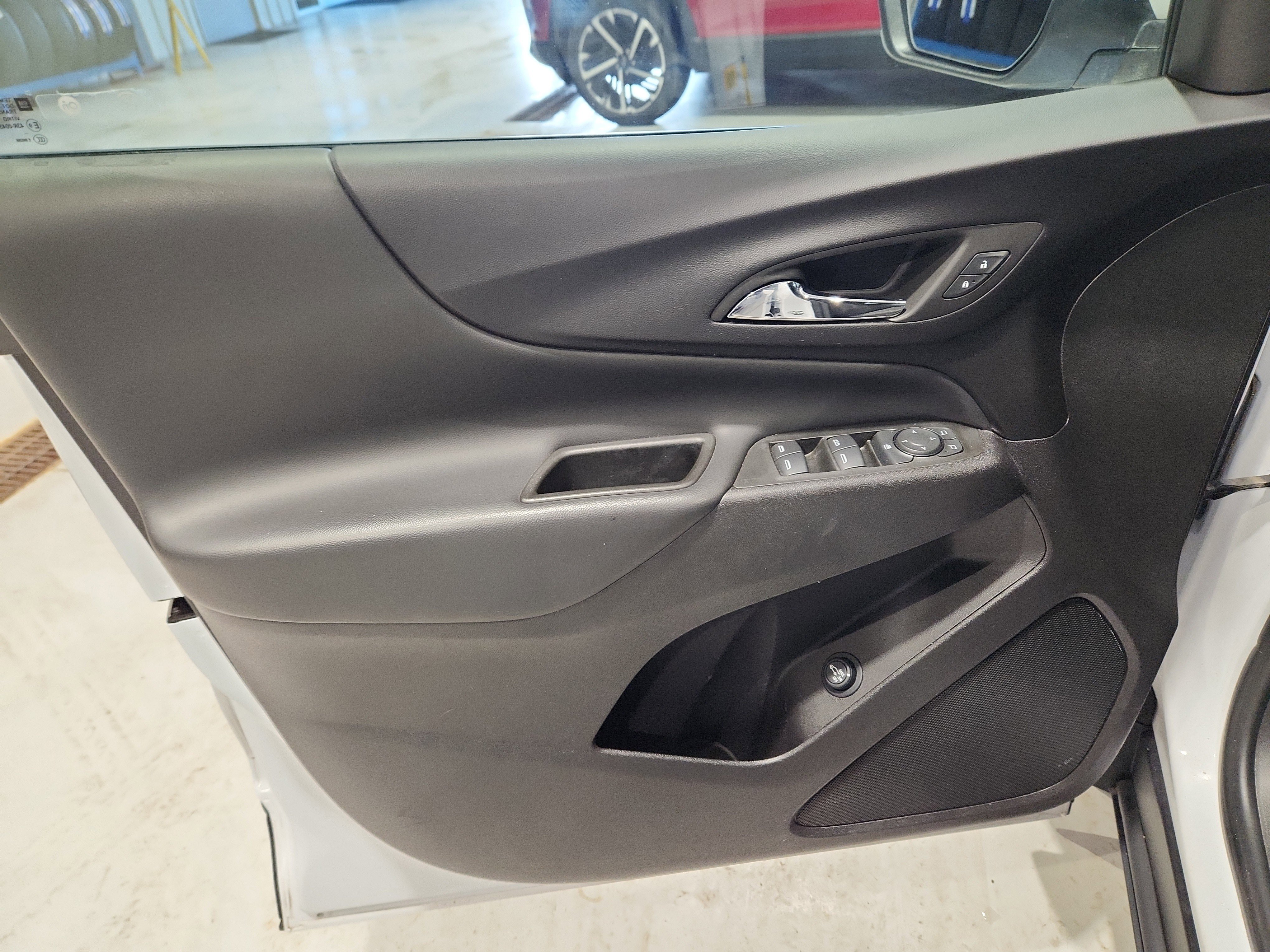 Certified 2024 Chevrolet Equinox LT image 15