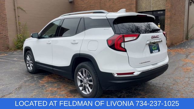 Used 2024 GMC Terrain SLT image 6