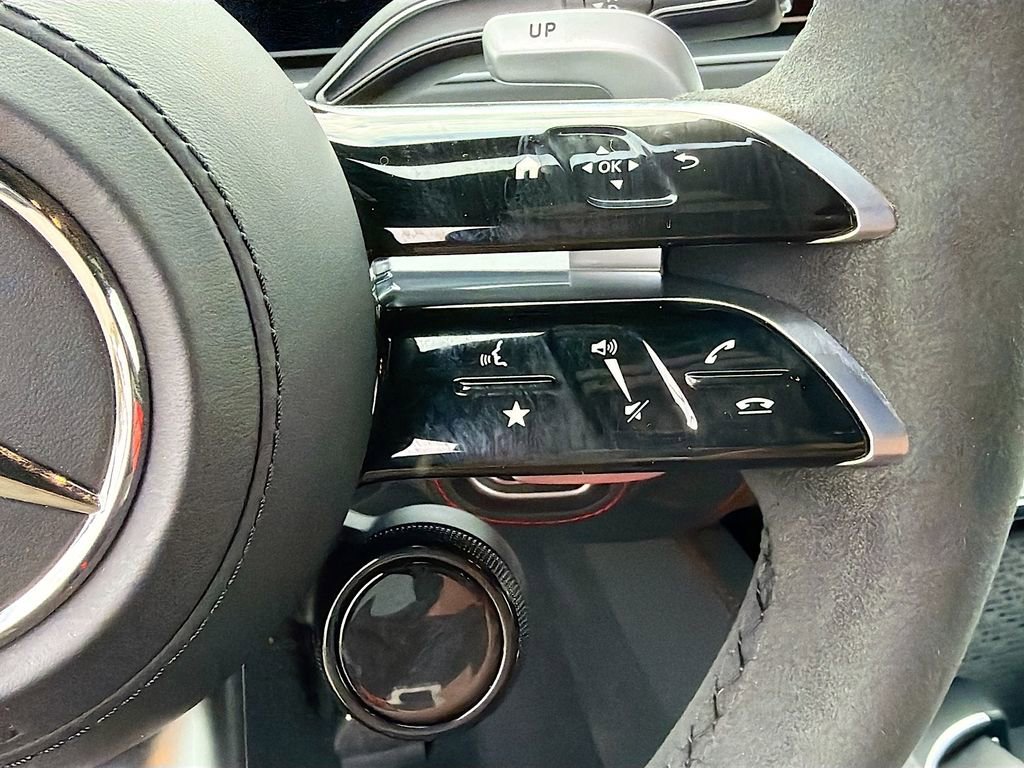 Used 2024 Mercedes-Benz GLE 63 AMG S image 40