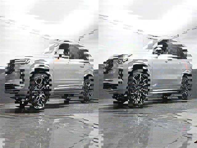 New 2025 Volvo XC90 B6 Ultra image 35