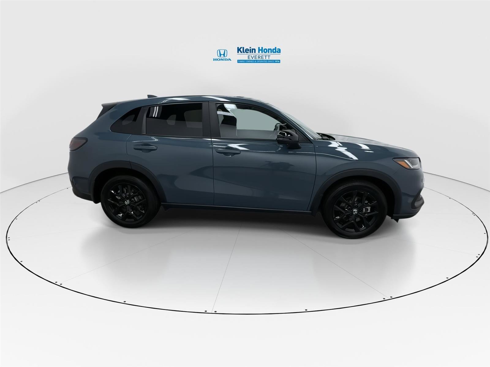 Certified 2025 Honda HR-V Sport image 3