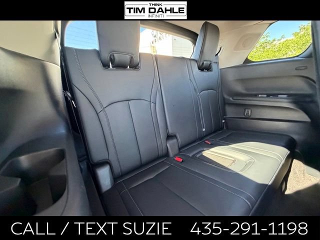 Certified 2023 INFINITI QX60 Luxe w/ Performance Audio Package AWD/4WD image 17