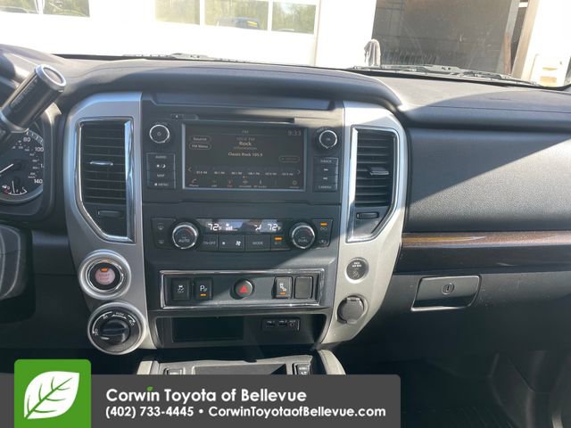 Used 2019 Nissan Titan SV w/ SV Convenience Package AWD/4WD image 11