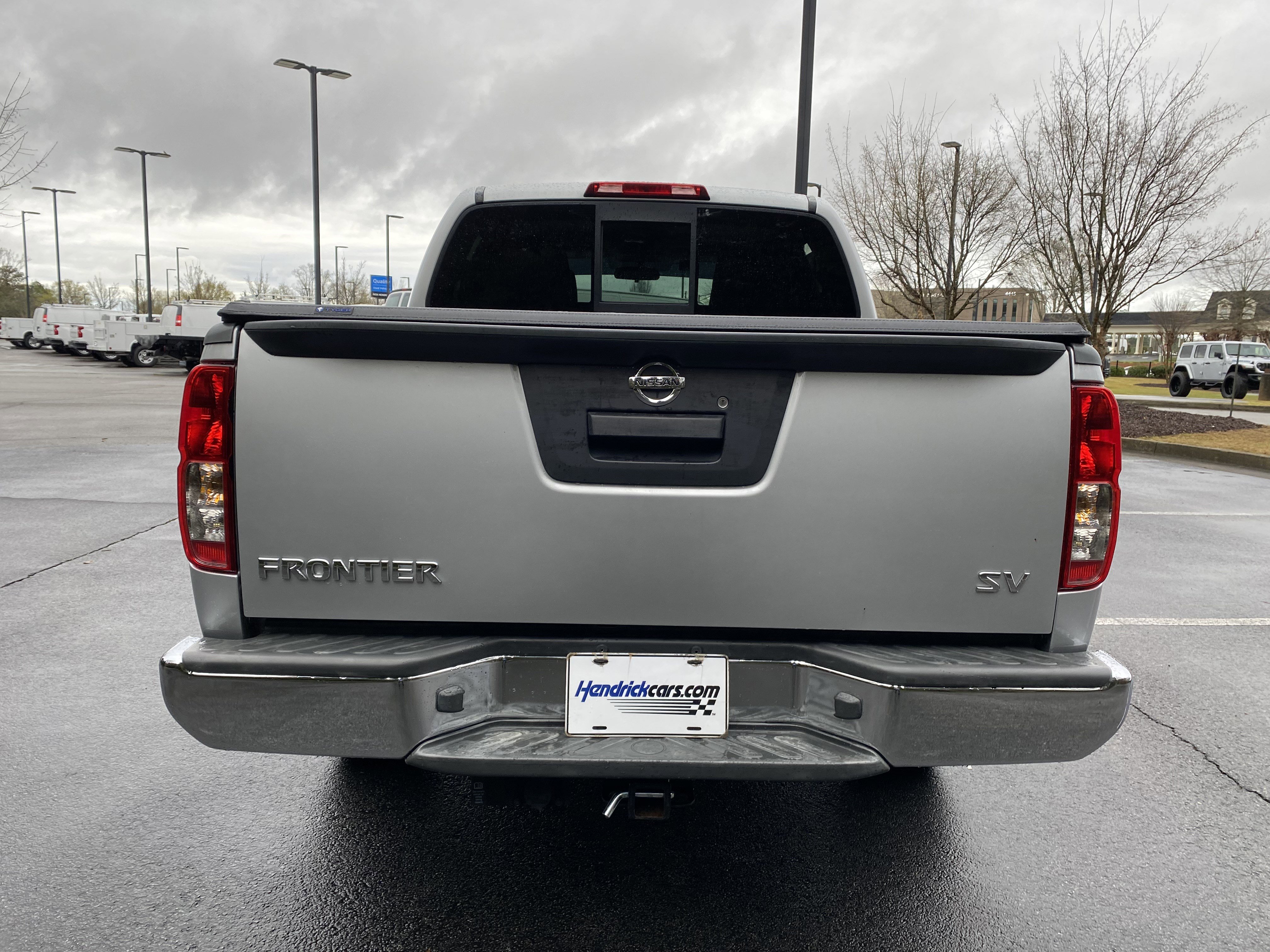 Used 2016 Nissan Frontier SV image 8