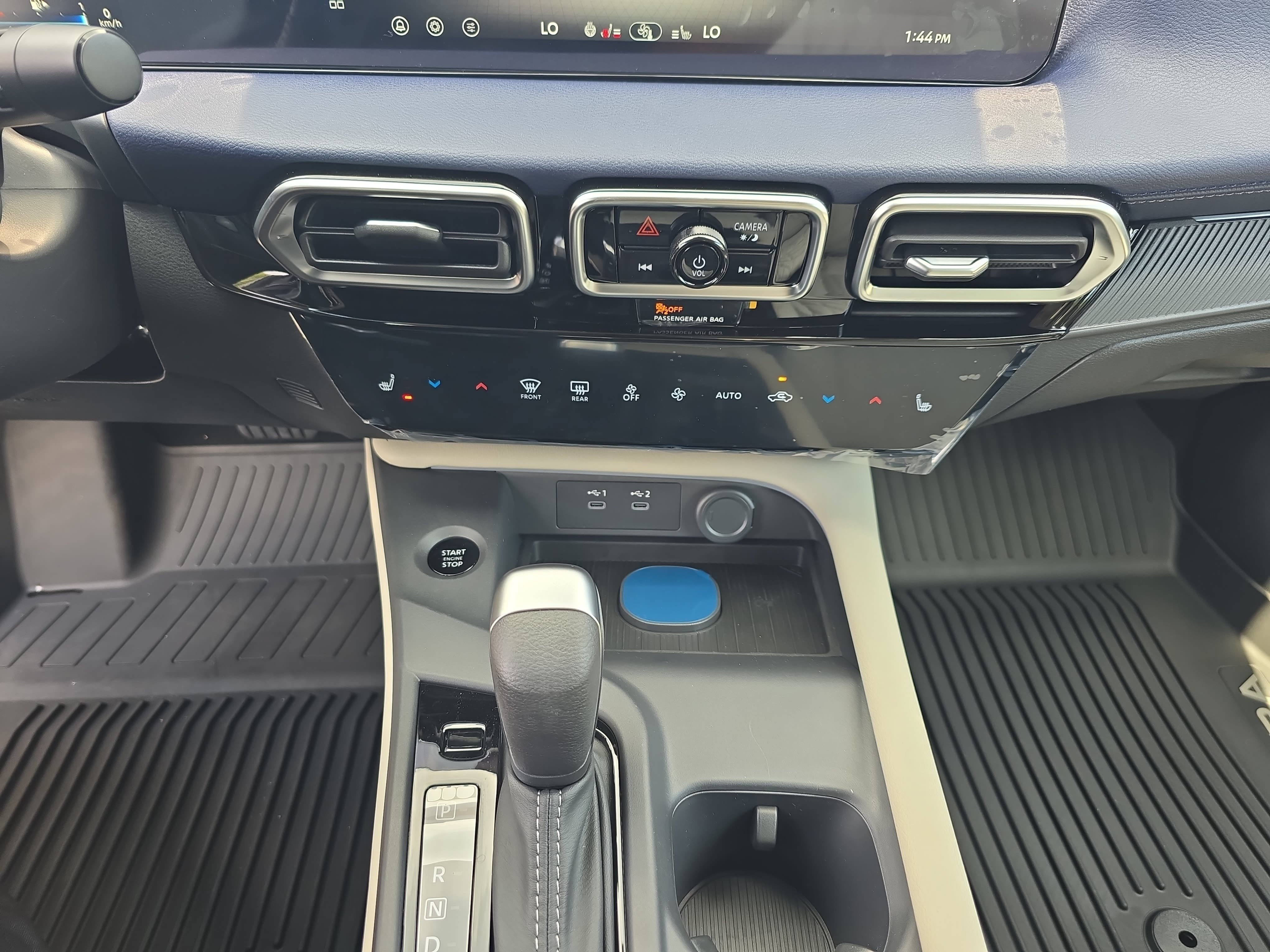 New 2027 Nissan Sentra SL w/ Floor Mat Package FWD image 24