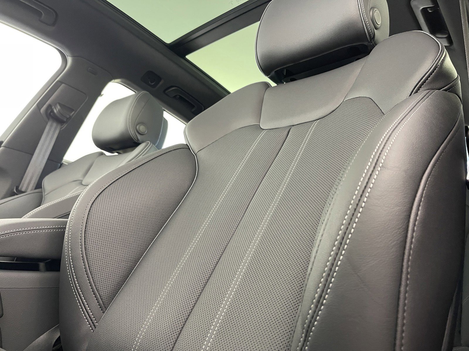 New 2025 Audi Q5 2.0T Premium Plus w/ Premium Plus Package image 25