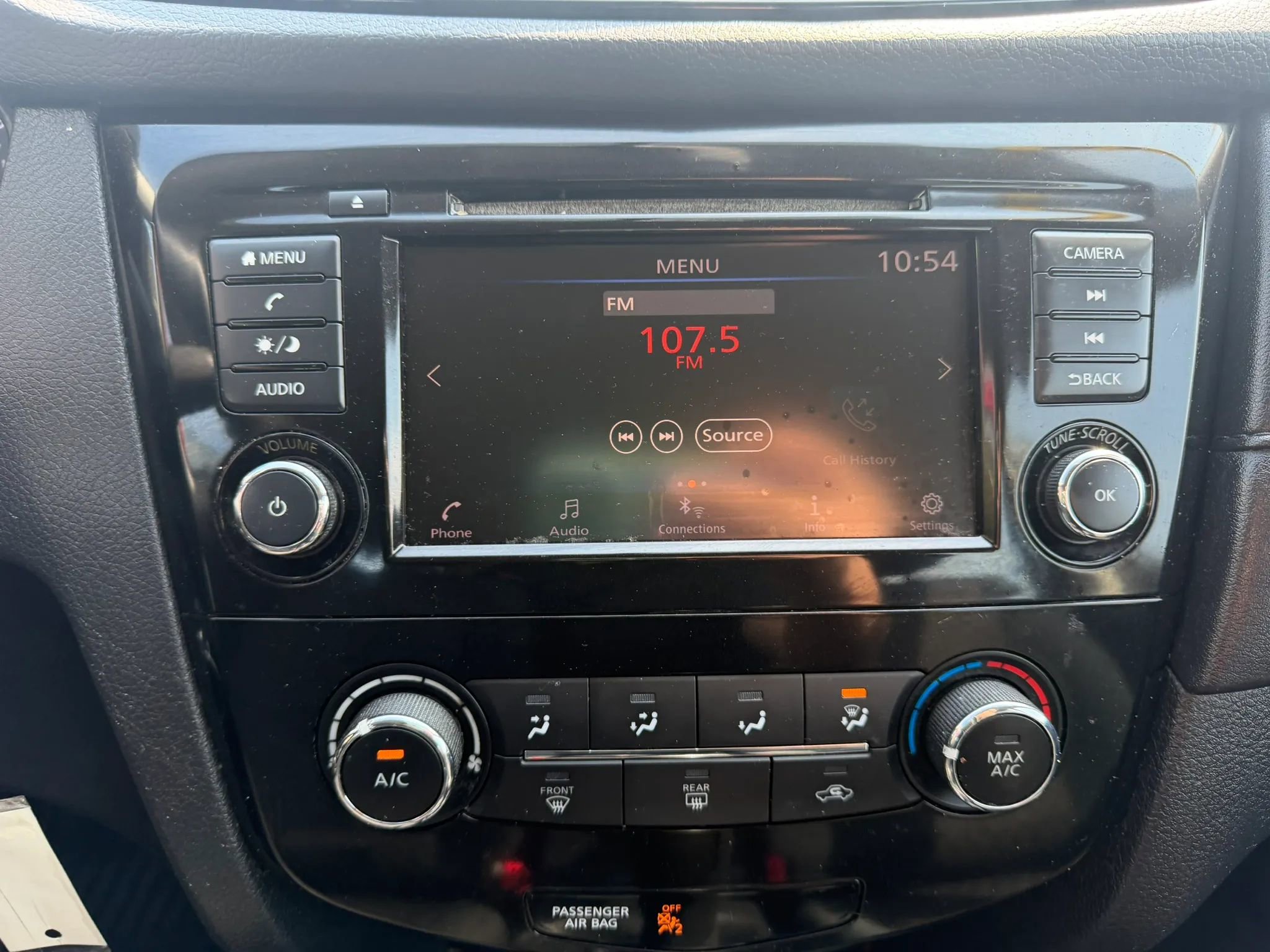 Used 2018 Nissan Rogue S AWD/4WD image 15