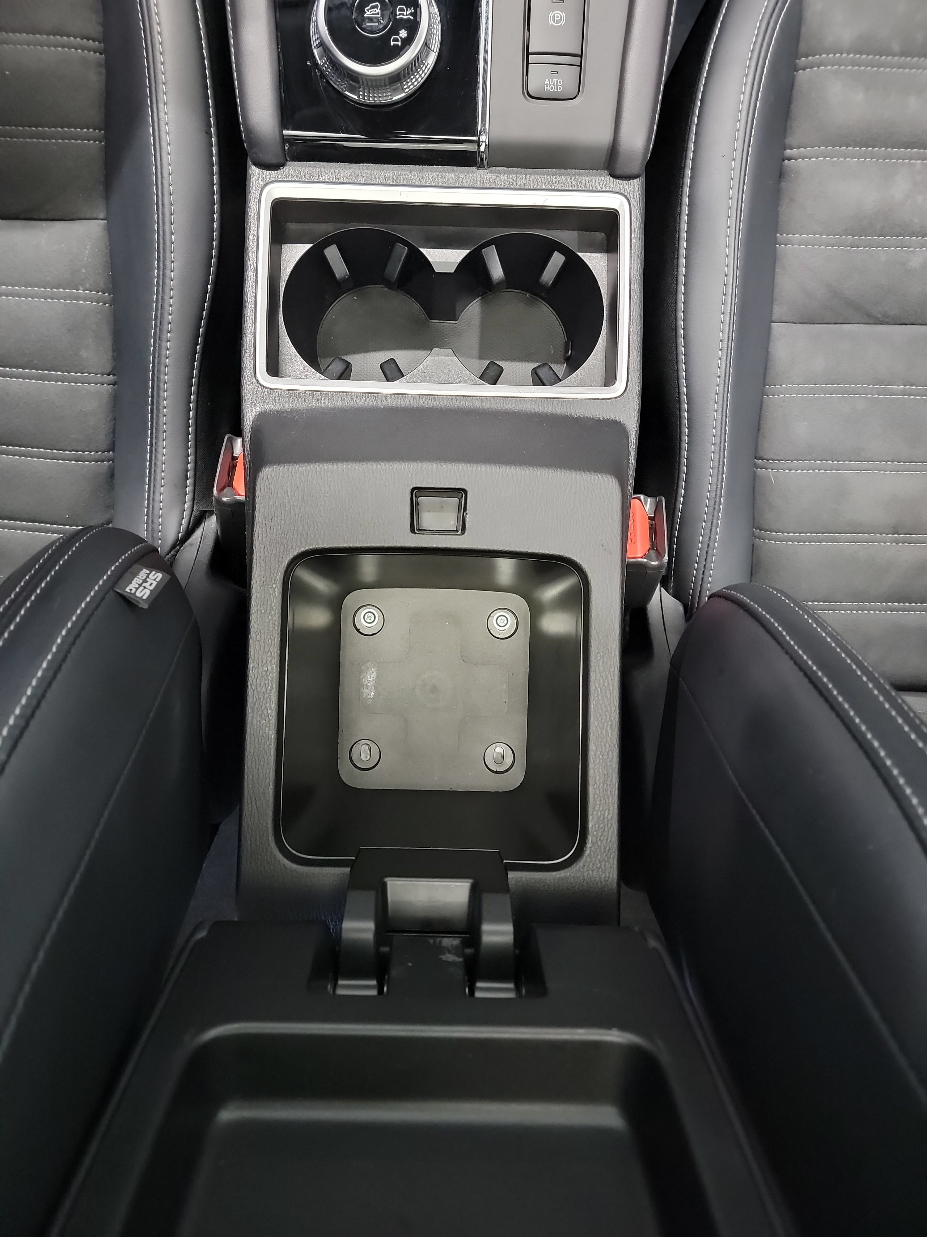 Used 2023 Mitsubishi Outlander SE FWD image 29