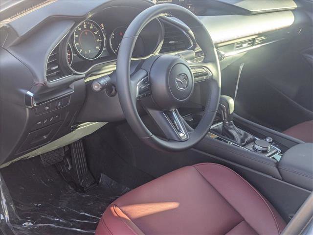 Used 2025 MAZDA MAZDA3 s image 3