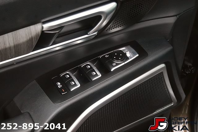 Certified 2025 Kia Telluride EX FWD image 11