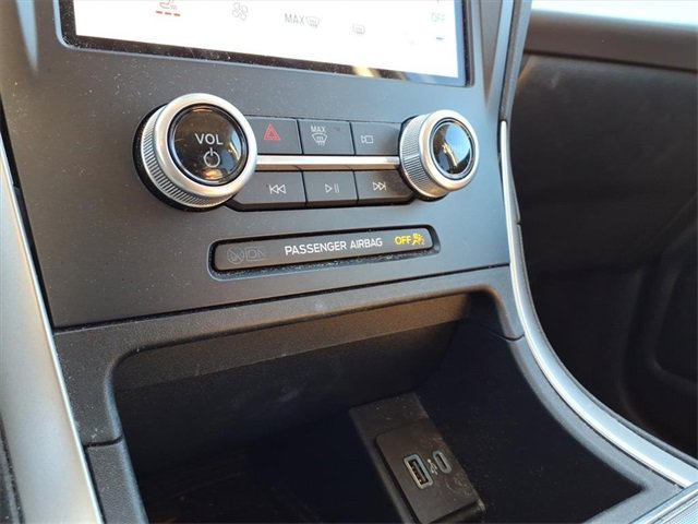 Used 2022 Ford Edge SEL w/ Convenience Package image 19