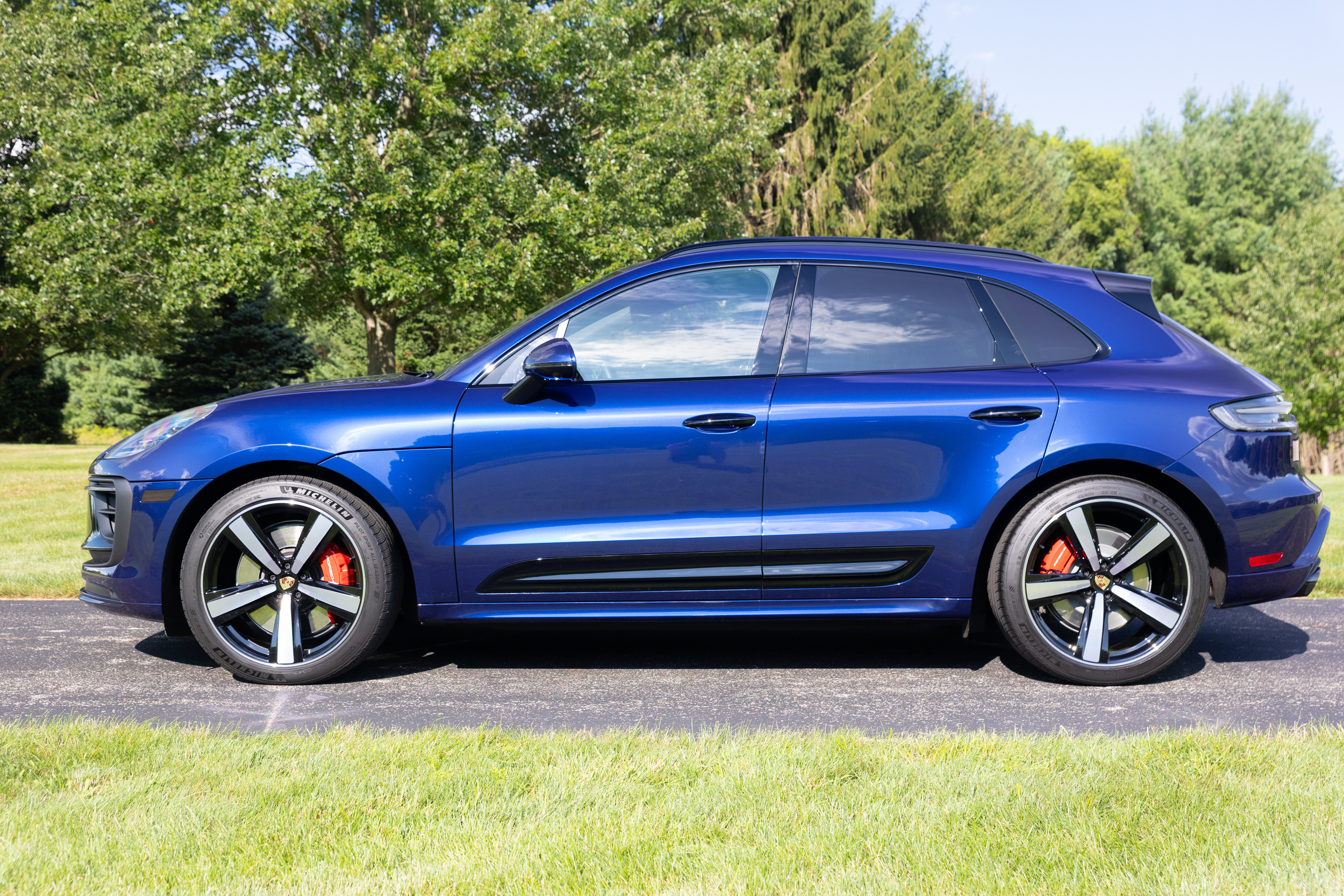 Used 2024 Porsche Macan GTS AWD/4WD image 72