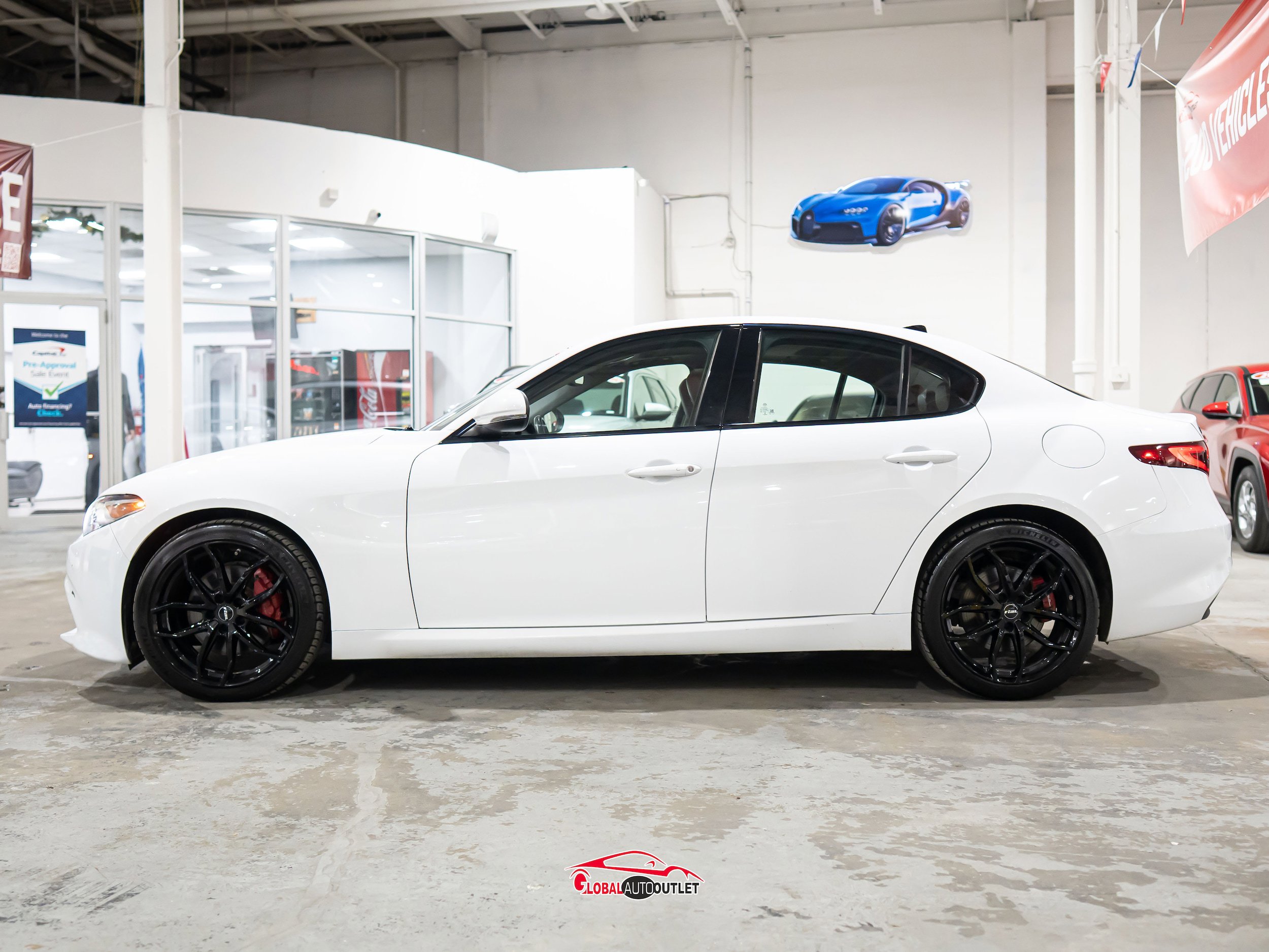 Used 2018 Alfa Romeo Giulia Ti Sport w/ Quick Order Package 22S Sport AWD/4WD image 4
