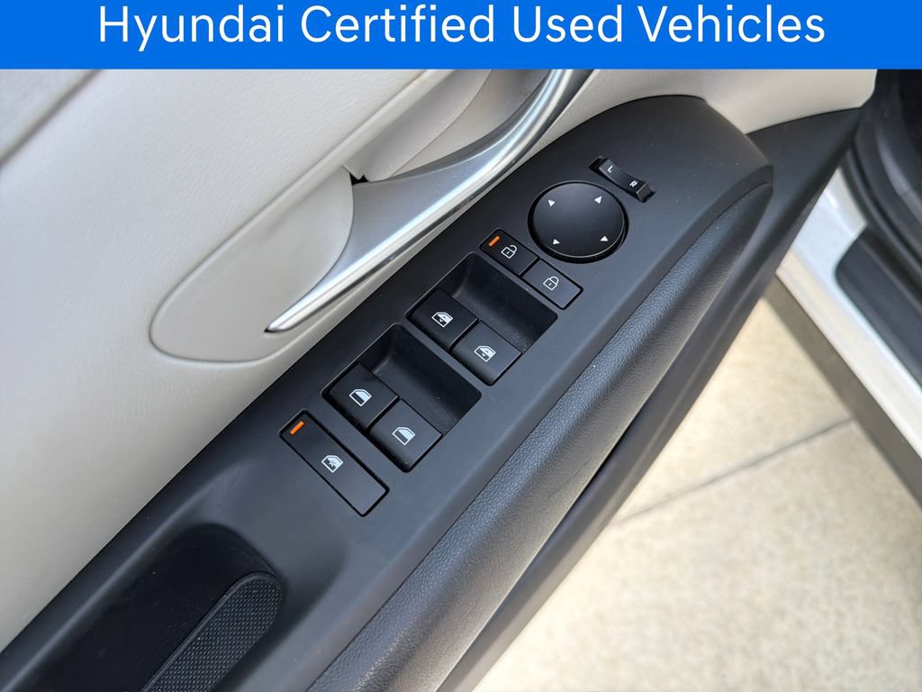 Certified 2025 Hyundai Tucson SEL AWD/4WD image 14