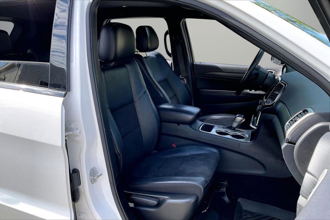 Certified 2021 Jeep Grand Cherokee Laredo X RWD image 24