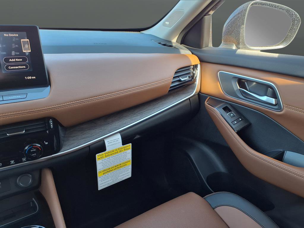 New 2026 Nissan Rogue Platinum w/ Platinum Premium Package image 18