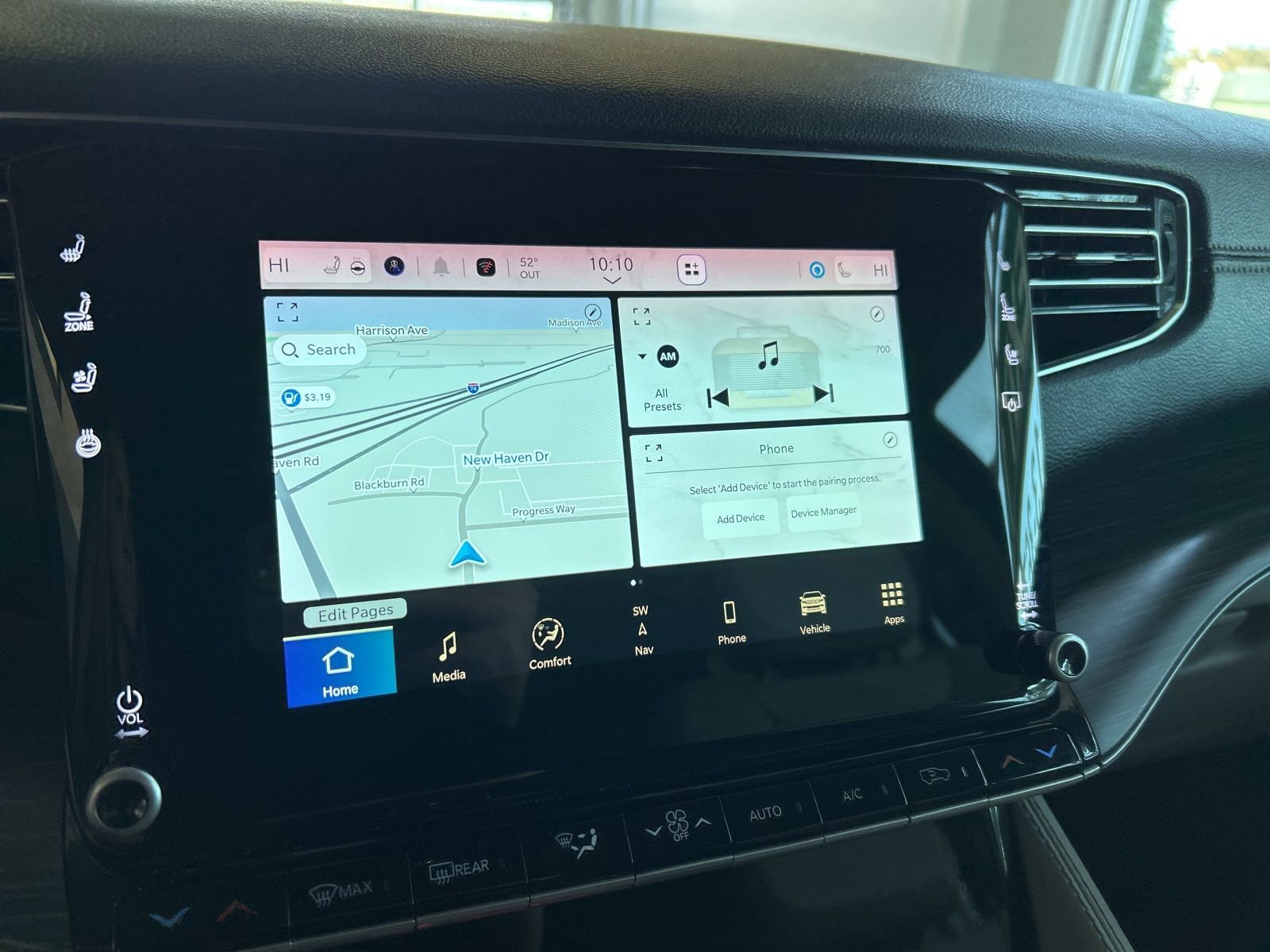 Used 2024 Jeep Wagoneer L Series II w/ Flexible Seating Group image 30