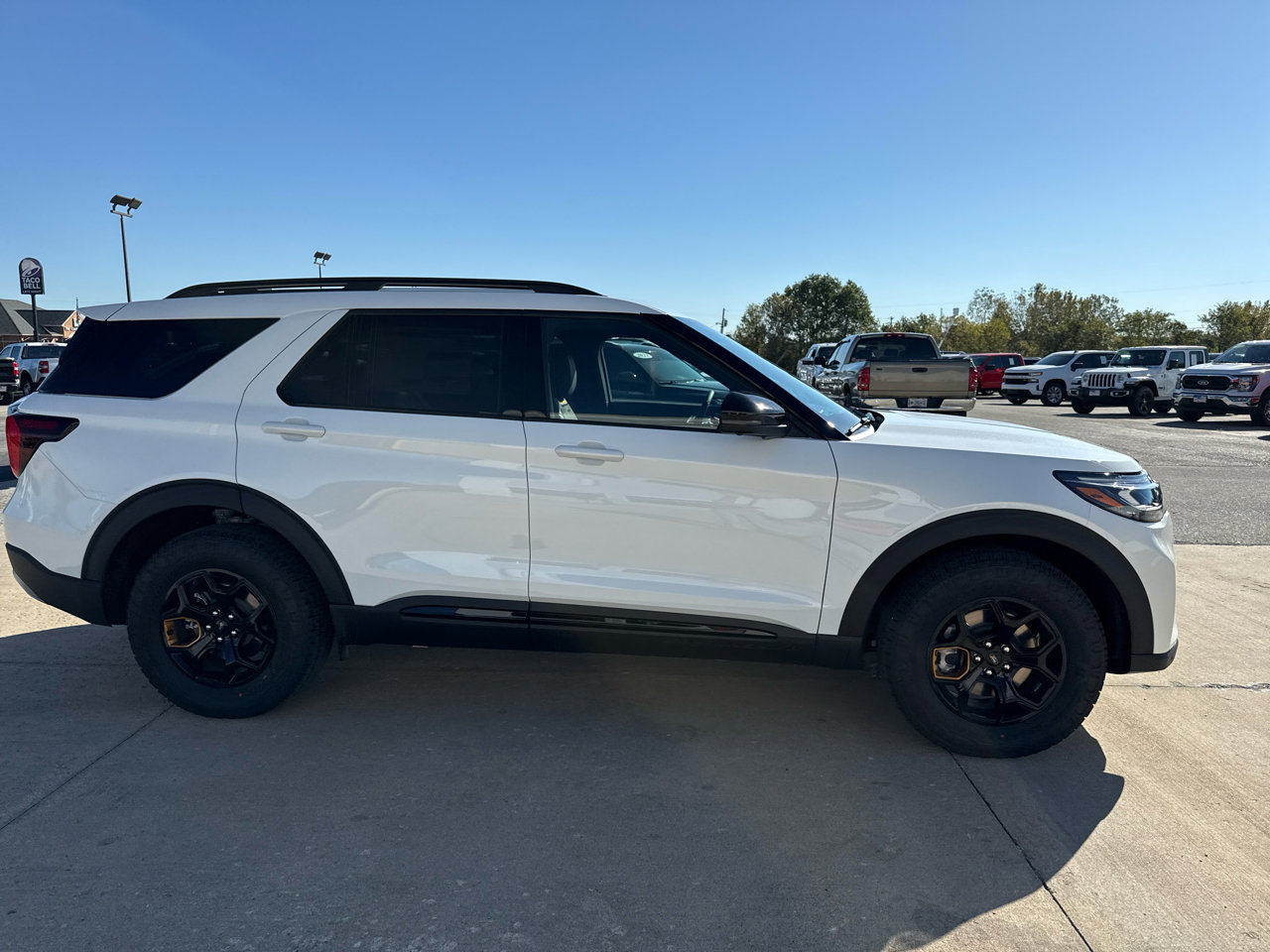 New 2026 Ford Explorer ST image 3