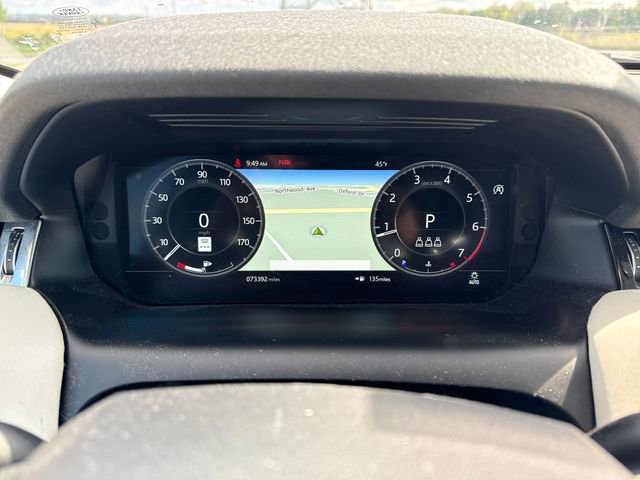 Used 2020 Land Rover Discovery Sport SE image 27