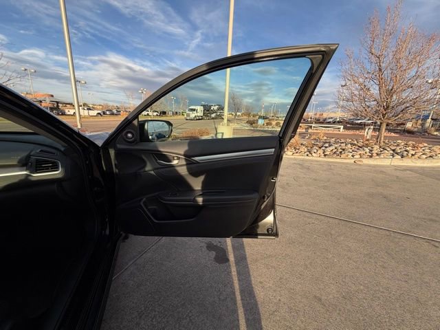 Used 2017 Honda Civic Touring image 25