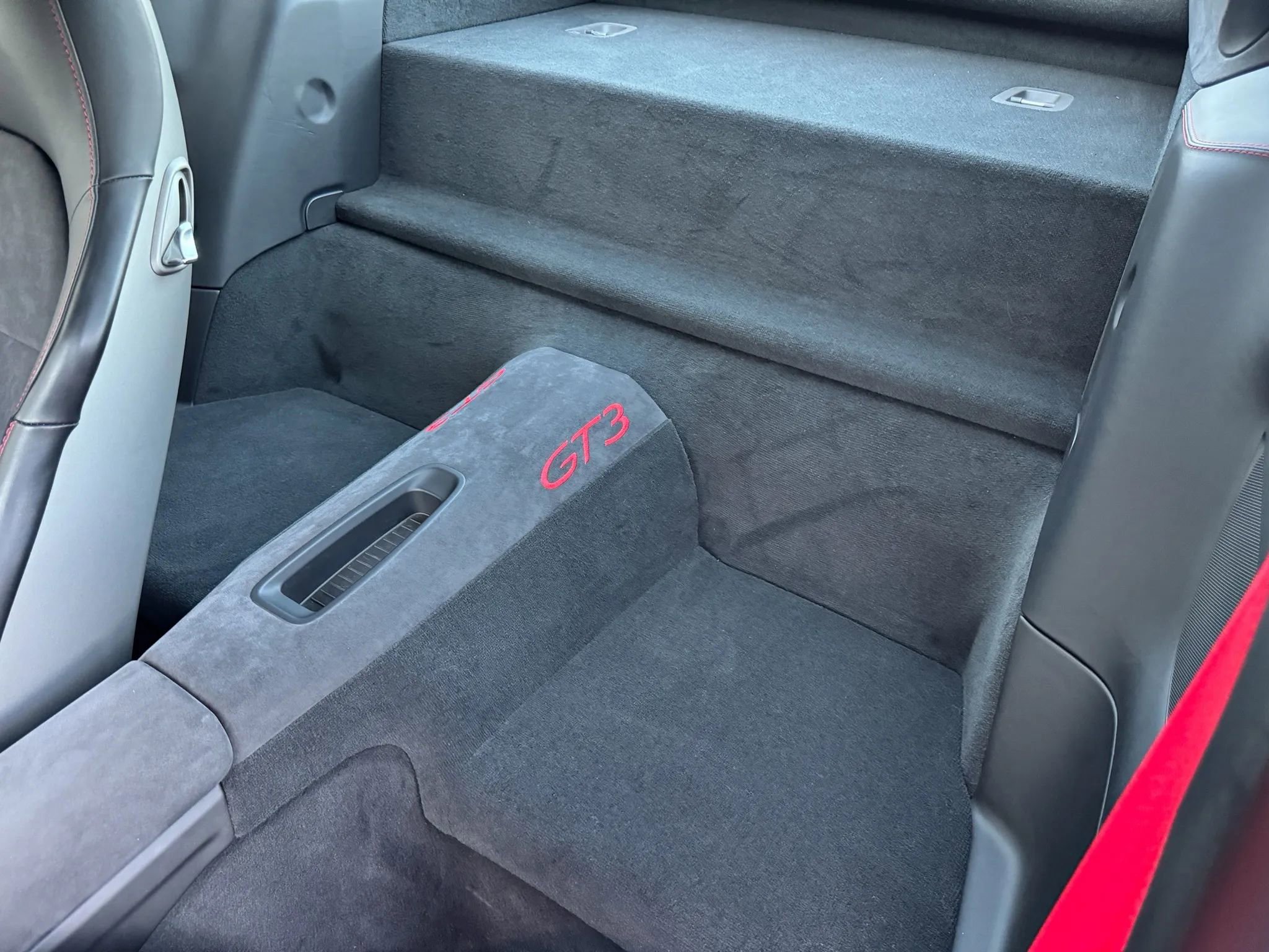 Used 2015 Porsche 911 GT3 RWD image 31