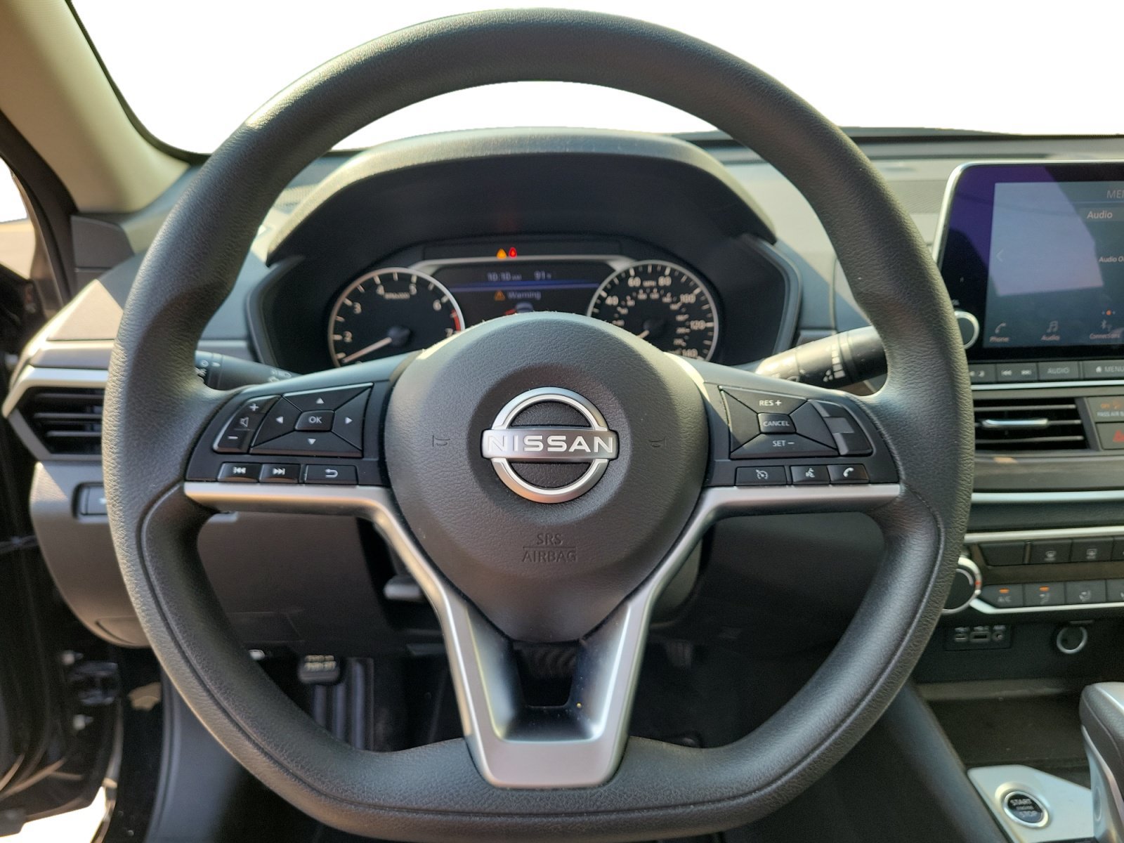 Used 2025 Nissan Altima 2.5 SV FWD image 12