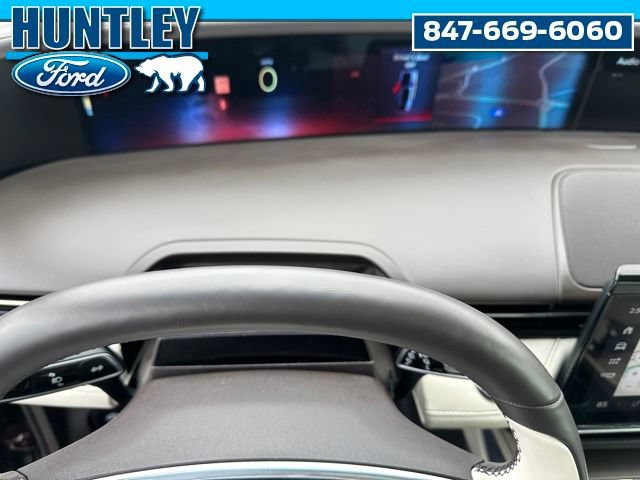 Used 2025 Lincoln Nautilus Black Label w/ Jet Appearance Package AWD/4WD image 36