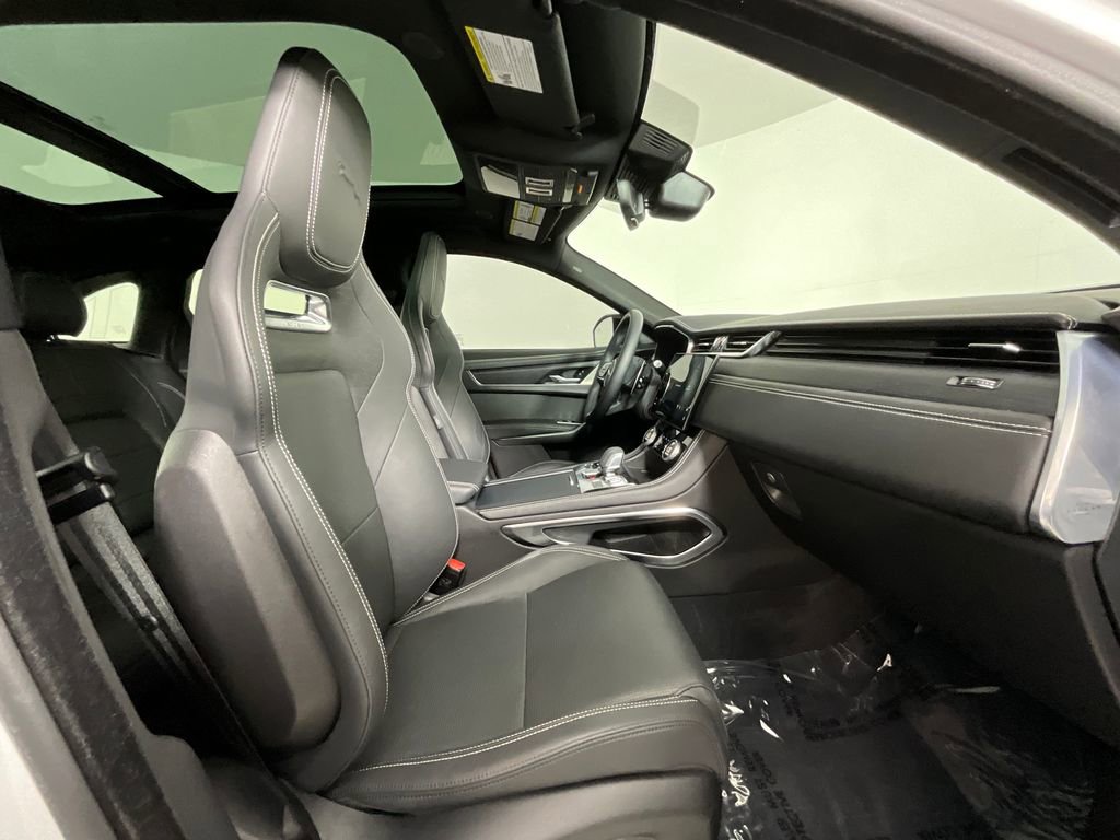 Used 2024 Jaguar F-PACE R-Dynamic S AWD/4WD image 20