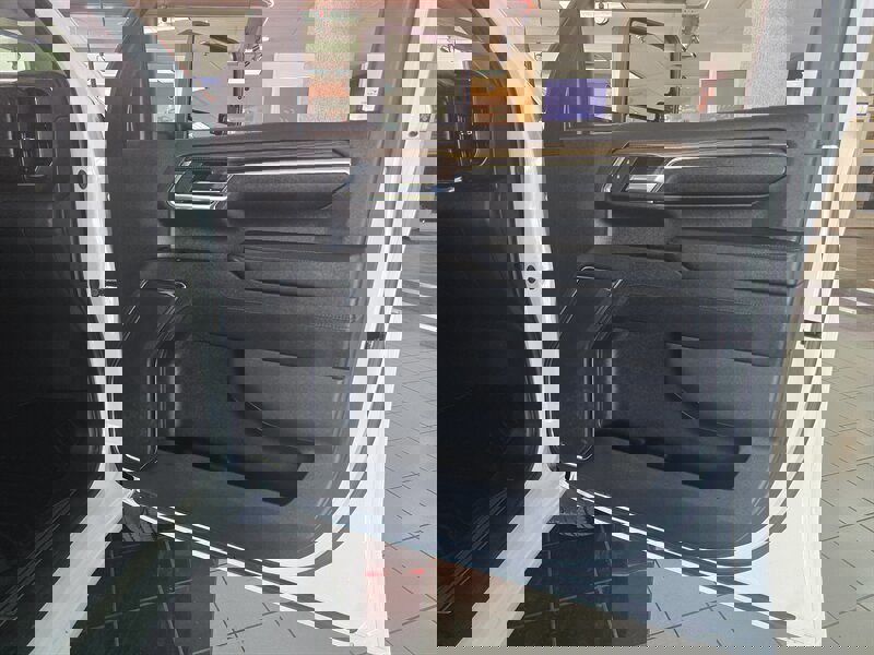 Used 2024 Chevrolet Silverado 2500 LT image 12