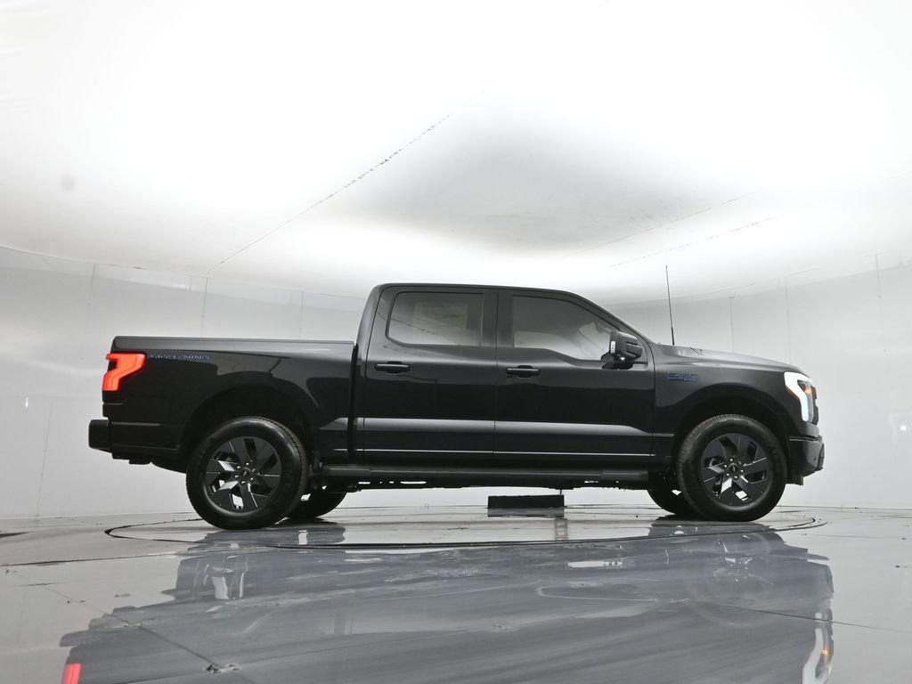 New 2025 Ford F150 Lightning Flash AWD/4WD image 48