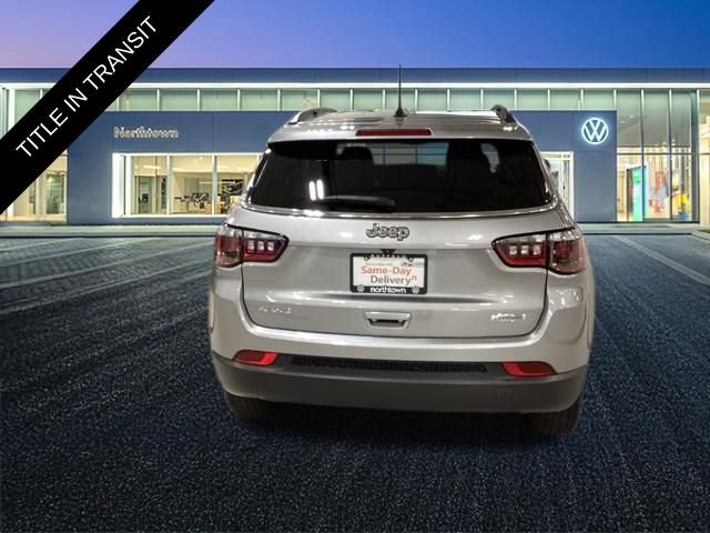 Used 2023 Jeep Compass Latitude w/ Convenience Group AWD/4WD image 26