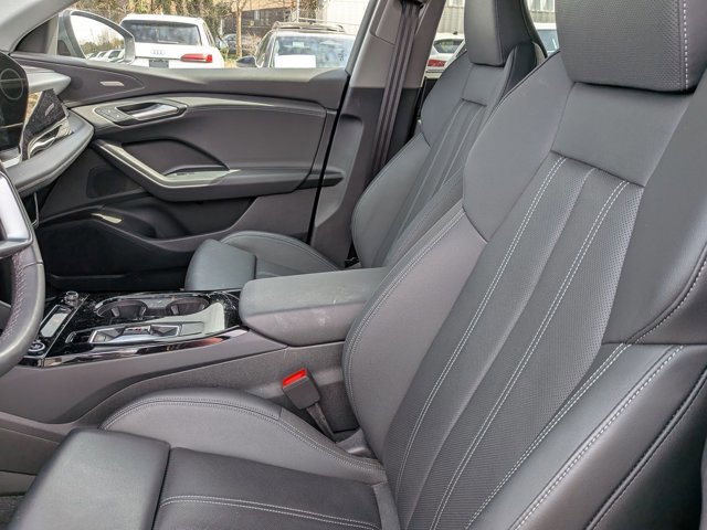 Certified 2025 Audi Q6 e-tron Premium Plus w/ Premium Plus image 14