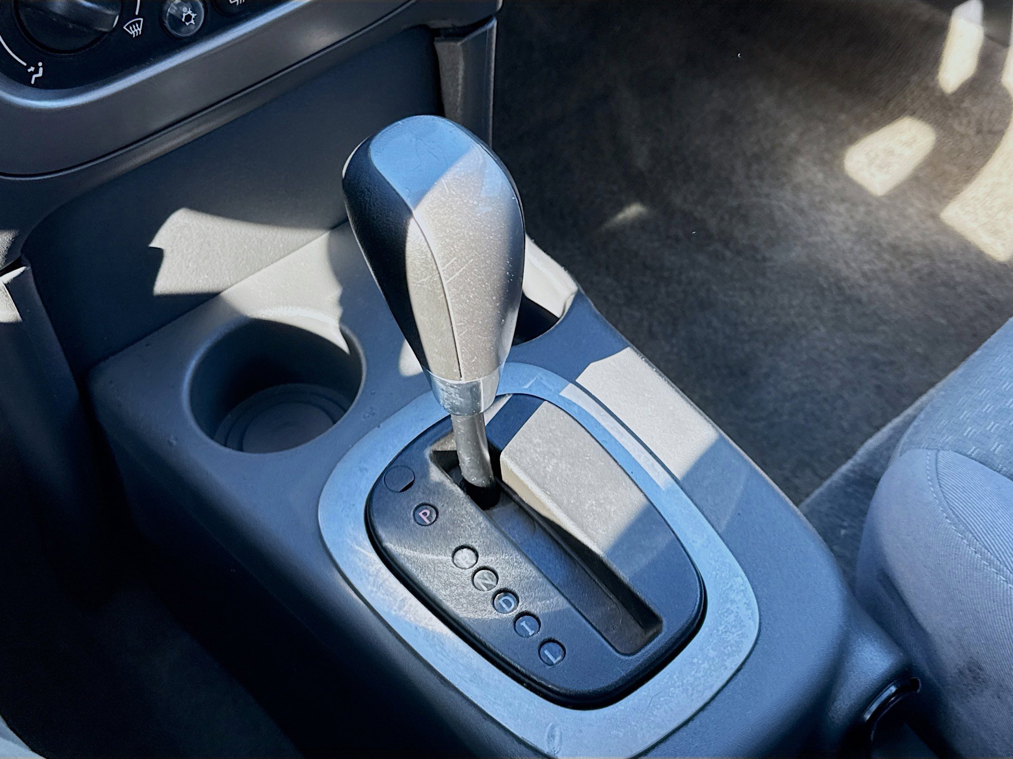 Used 2005 Saturn ION Level 2 w/ Power Pkg image 11