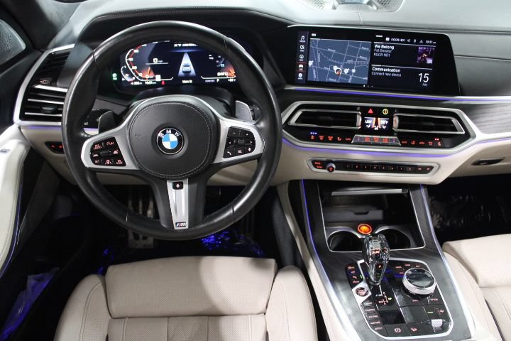 Used 2021 BMW X7 M50i w/ Dynamic Handling Package AWD/4WD image 32