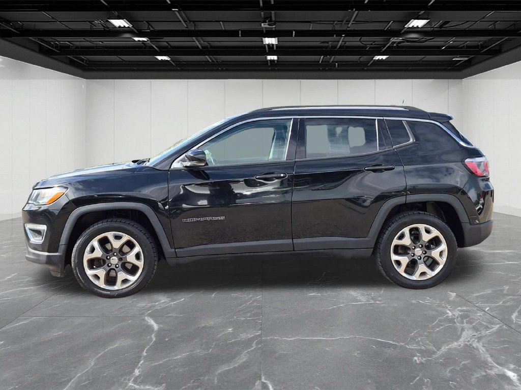 Used 2018 Jeep Compass Limited w/ Navigation Group AWD/4WD image 2
