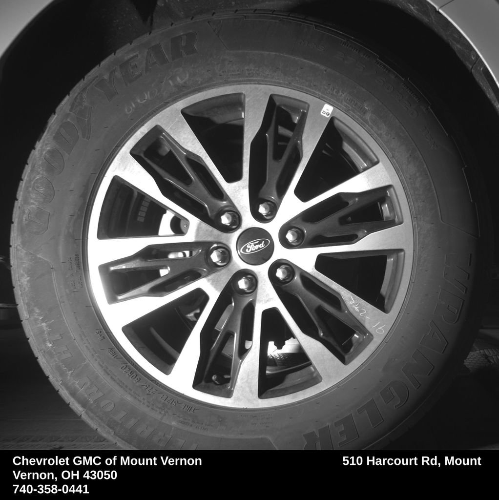 Used 2025 Ford Expedition Platinum AWD/4WD image 14