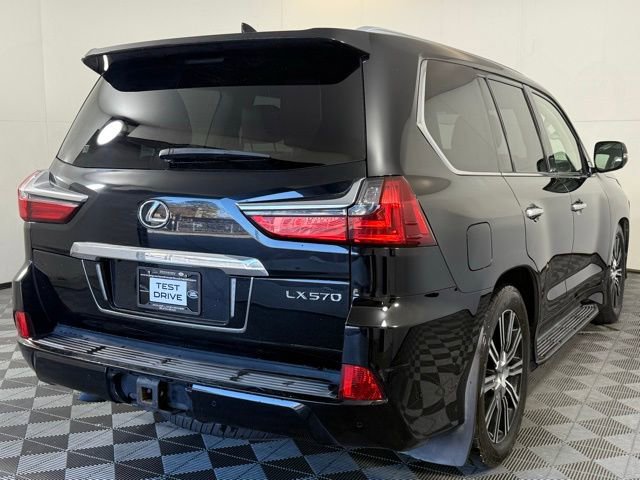 Used 2021 Lexus LX 570 4WD w/ 3rd Row & Luxury Pkg image 8