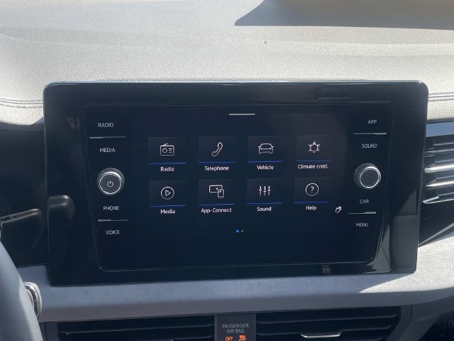 New 2026 Volkswagen Jetta SE FWD image 12