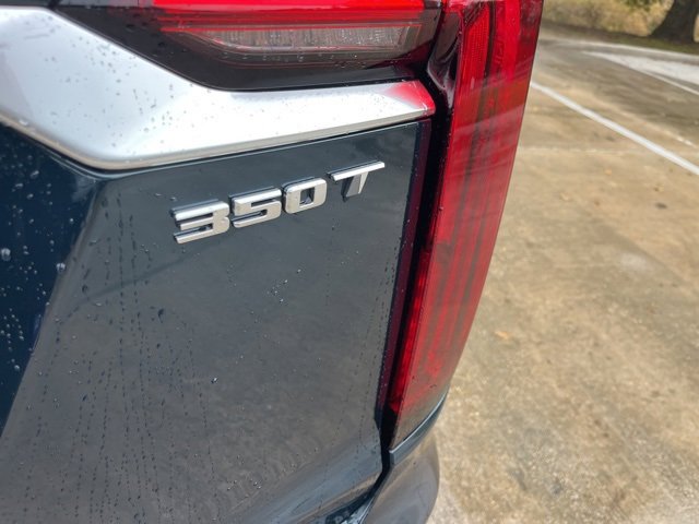 New 2025 Cadillac XT6 Luxury image 8