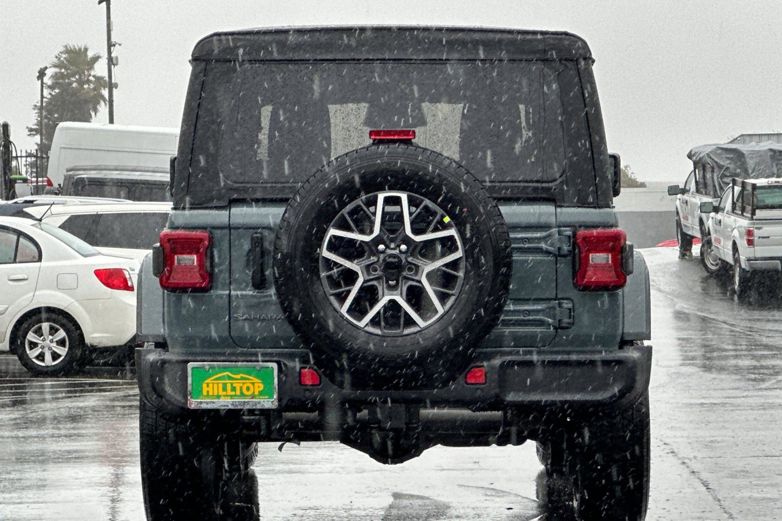 New 2026 Jeep Wrangler Unlimited Sahara AWD/4WD image 6