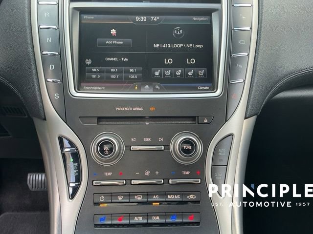 Used 2016 Lincoln MKX Reserve w/ Technology Package image 16