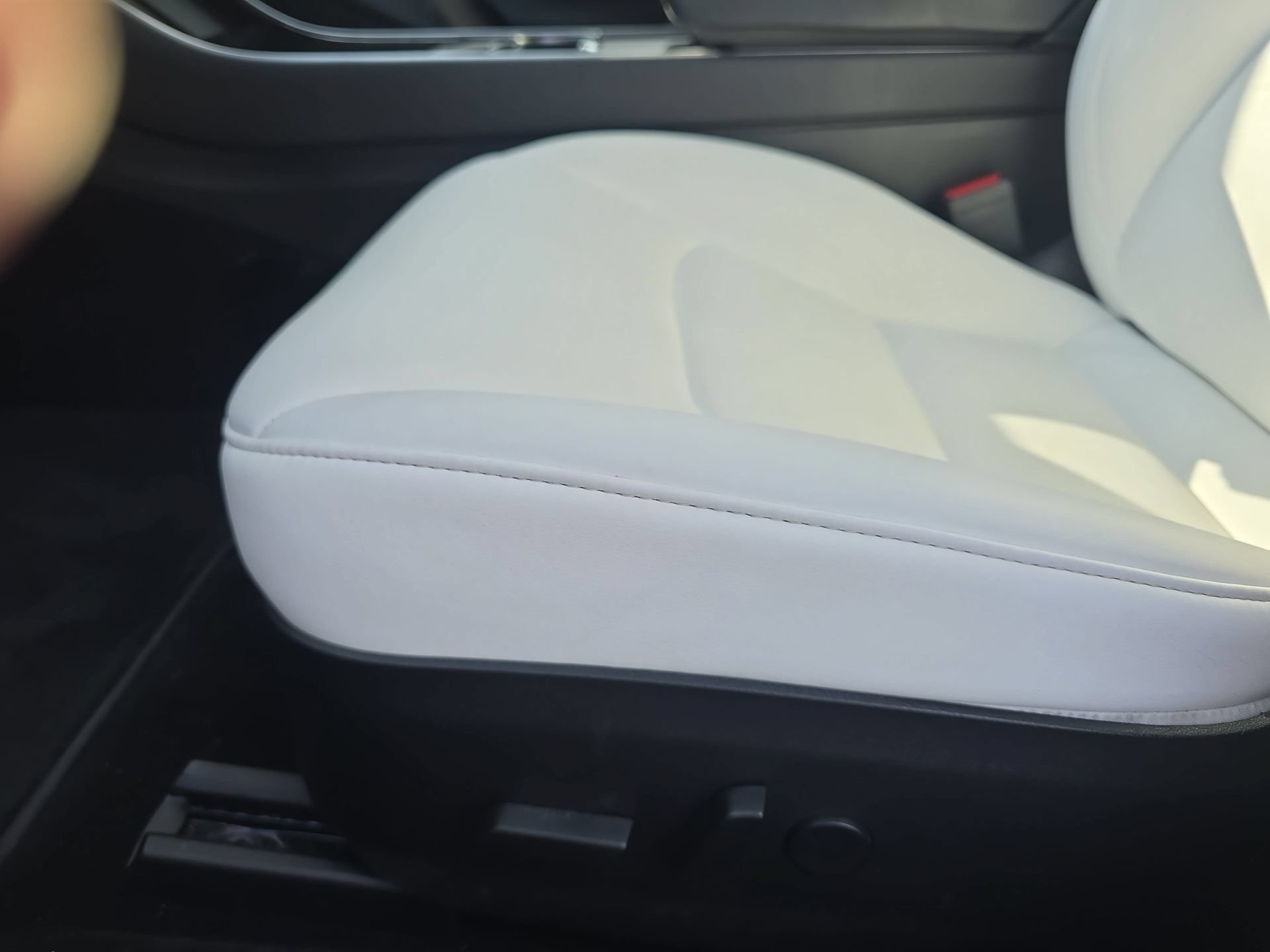Used 2019 Tesla Model 3 Long Range AWD/4WD image 26