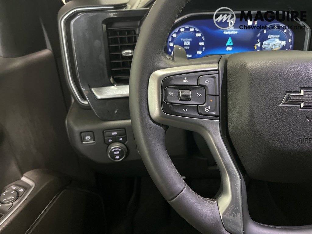 Used 2023 Chevrolet Silverado 1500 RST image 6